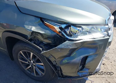 2017 Toyota Highlander Xle from USA, damaged, VIN 5TDJZRFH0HS469626